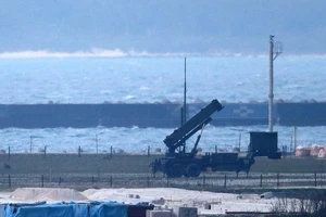 Nhật lắp tổ hợp tên lửa cách Trung Quốc chỉ 320 km