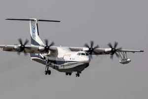 Trung Quốc cho bay thử thủy phi cơ lớn nhất thế giới