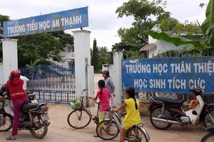 Nghi phạm có hình xăm hoa hồng xâm hại học sinh 9 tuổi