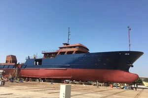 Hạ thủy tàu cá vỏ thép hiện đại 67 tỉ đồng