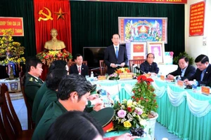 Chủ tịch nước thăm, chúc Tết tại biên giới