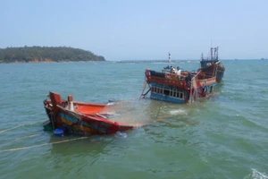 Đâm chìm tàu ngư dân VN ở vùng biển Hoàng Sa là phi pháp!