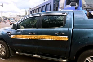 Ô tô CSGT bị tông ở Gia Lai