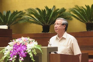 Hội nghị toàn quốc quán triệt các Nghị quyết Trung ương 7