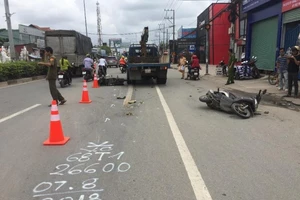 Tai nạn liên hoàn ở Bình Dương, 2 người nhập viện