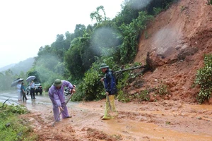 Quảng Ninh: Nhiều nơi tại Bình Liêu sạt lở do mưa lũ
