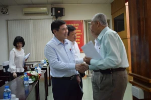 Chủ tịch TP.HCM: Dự án nào không thể thực hiện được sẽ thu hồi