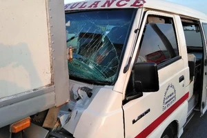 Xe cấp cứu gặp TNGT liên hoàn ở cao tốc TP.HCM – Trung Lương