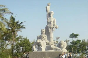 Tưởng niệm 51 năm vụ thảm sát Sơn Mỹ
