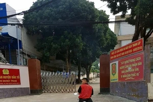 4 bị can dùng cưa cắt cửa thông gió nhà tạm giữ để trốn