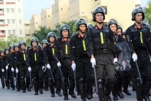 'Cảnh sát cơ động Việt Nam - Lá chắn thép'!