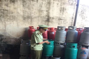 Phát hiện hơn 1.900 bình gas 12 kg không nguồn gốc ở Đắk Lắk