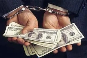 Phó viện trưởng VKS chủ động gọi điện vòi vĩnh tiền chạy án?