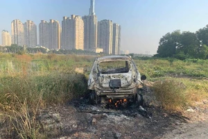 Rúng động: Nghi cướp giết người, đốt ô tô phi tang ở Sài Gòn