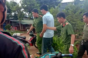 Đột nhập 15 nhà dân trong thời gian trốn truy nã