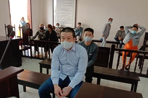 5 năm 6 tháng tù cho bị cáo dùng ma túy 'cách nhật'