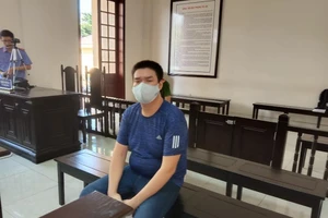 Kẻ trộm chơi trò ú tim với khổ chủ