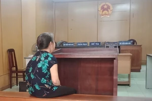 Dùng chày tấn công chồng vì bị bắt trả món nợ lớn