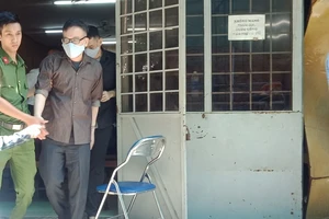 Cựu cử nhân trường Luật cùng đồng phạm trộm xe ô tô Camry 