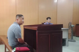 Ngăn cản vợ ngoại tình, chồng khuyết tật vướng lao lý