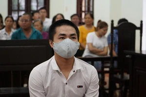 Bị tấn công trong đêm, tài xế xe công nghệ đánh trả nên bị tội