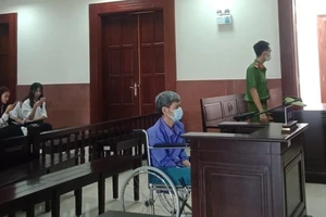 Trốn truy nã nhưng 'lưới trời lồng lộng...'