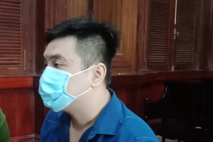 Tài xế Mercedes đồng ý bán căn hộ để bồi thường