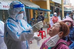 Đà Nẵng: Xét nghiệm hơn 500 tiểu thương liên quan BN 2989