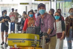 Những du khách đầu tiên 'xông đất' Đà Nẵng đầu năm 2022