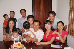 Trò chuyện với những người sinh ra ở TP.HCM ngày 30-4-1975 