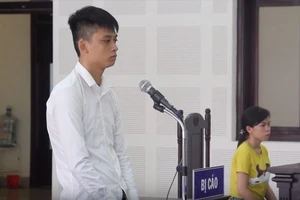 Chở đi ngân hàng, lái xe trói kế toán công ty cướp tiền
