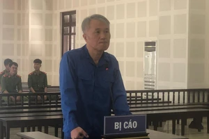 Thua bạc, người đàn ông Hàn Quốc cướp taxi lấy tiền về nước