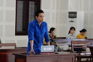 Tăng án cựu công an tạt acid vợ sắp cưới