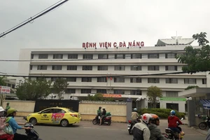 Đà Nẵng: 1 bệnh nhân nghi nhảy lầu tự tử trong bệnh viện