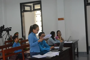 196 công nhân Đà Nẵng kiện công ty Hàn Quốc đòi tiền lương