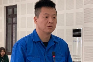 Một người Trung Quốc lãnh án vì tàng trữ hàng cấm