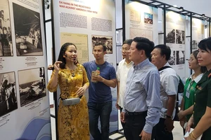 Nhiều tư liệu quý tại triển lãm ảnh đô thị biển Đà Nẵng