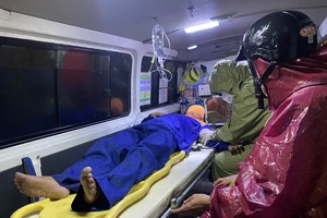 Đà Nẵng: 4 tàu cá gặp nạn, 3 người mất tích