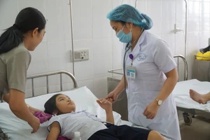 Đà Nẵng chỉ đạo khẩn kiểm soát hàng quán bán đồ chơi trẻ em