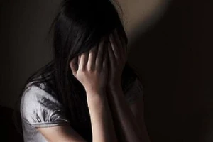 Kẻ hiếp dâm bé gái 11 tuổi bị phạt 11 năm tù