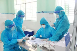 Đà Nẵng: 19 F1 của chuyên gia Trung Quốc âm tính với COVID-19