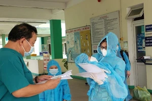  3 mẹ con ở Đà Nẵng mắc COVID-19 khỏi bệnh