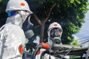 1 người chăm bệnh tại BV Đà Nẵng dương tính 