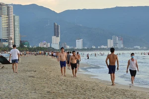 Từ ngày mai Đà Nẵng cho dân tắm biển và chơi thể thao ngoài trời