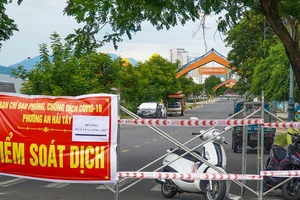 Đà Nẵng ghi nhận số ca mắc cộng đồng cao nhất sau 4 ngày ‘ai ở đâu ở đó’