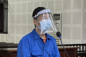 Không cam tâm chạy xe công nghệ, bèn quay sang làm ăn rồi... lừa đảo