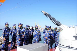 Các đơn vị của Vùng 3 Hải quân ra quân huấn luyện năm 2022