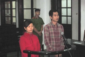 Đôi tình nhân sa lưới vì bán đồ trúng…nạn nhân 
