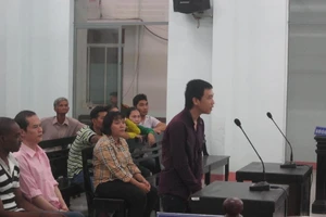 Y án chung thân đứa cháu giết mợ xong bỏ đi... mua dâm