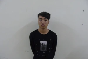 'Cậu ấm' đột nhập phòng cha mẹ trộm két sắt